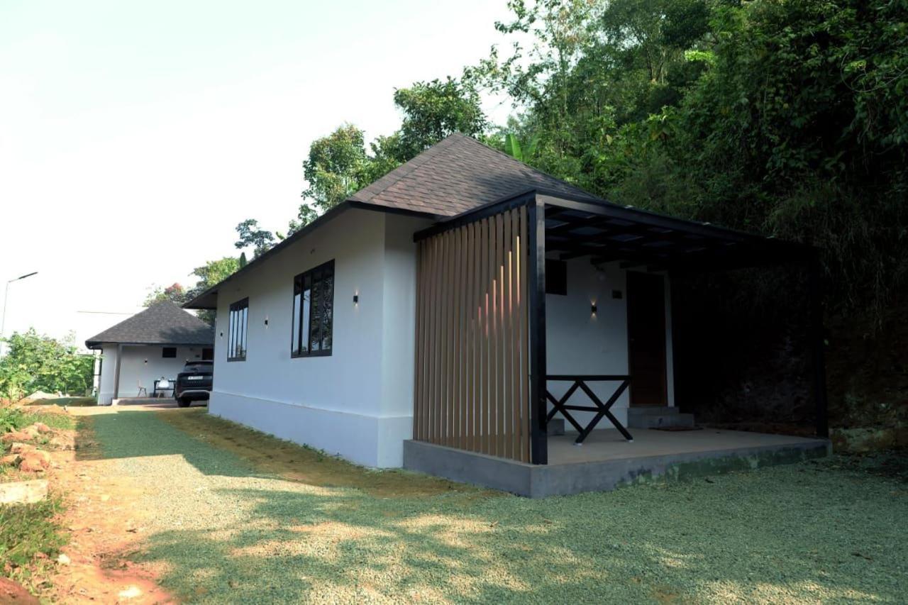 Servosonic Hotels And Resorts Kannur Exteriör bild